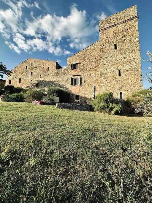 Medieval Tower In Umbria With Swimming Pool Montelagello Экстерьер фото